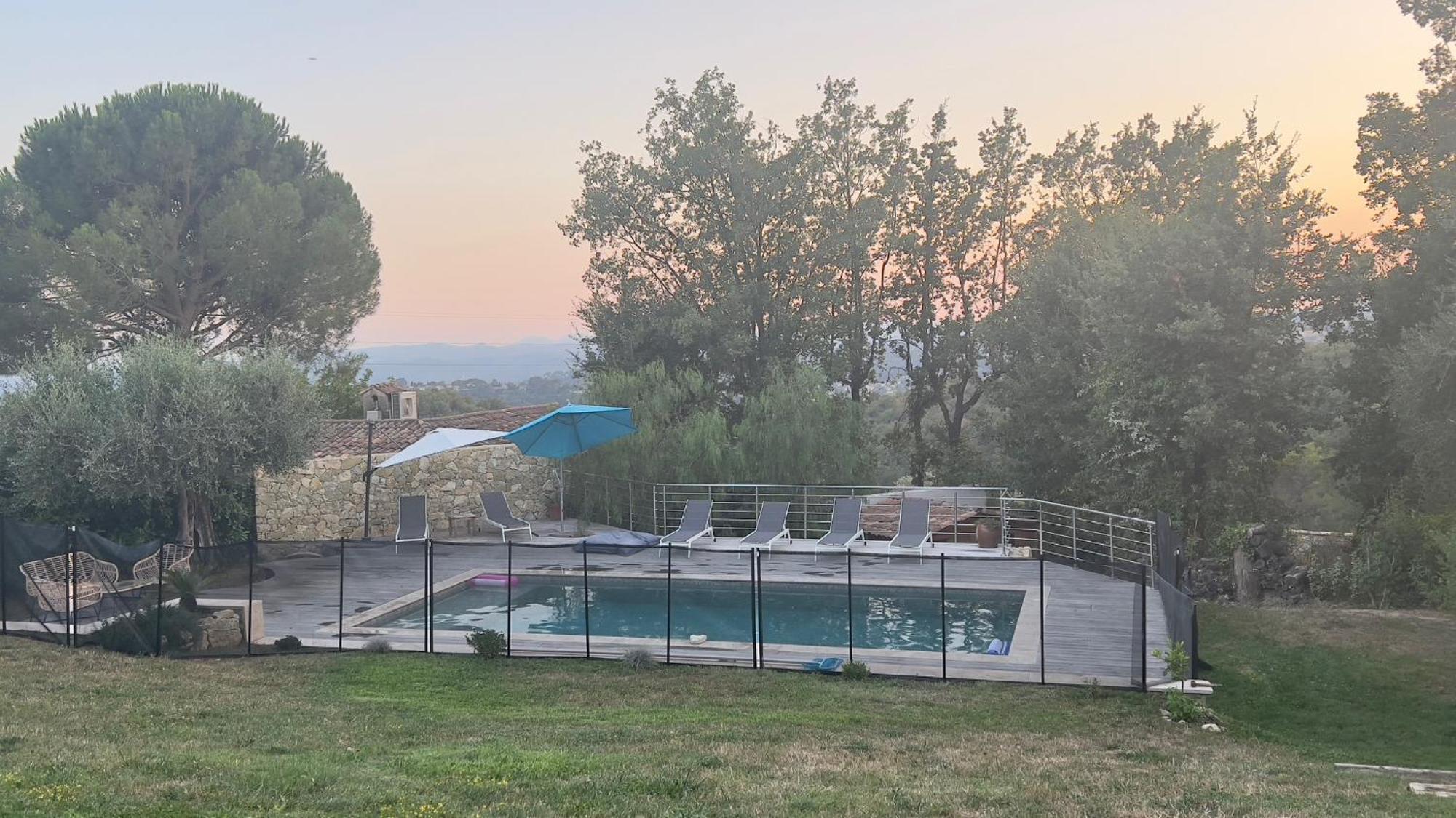 Magnifique Villa Moderne Avec Piscine 拉戈代 外观 照片